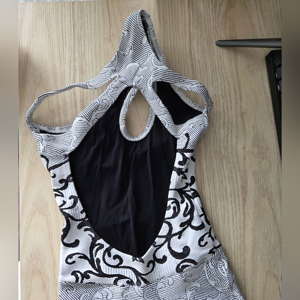 Jumpsuit - Picture 5 of 6